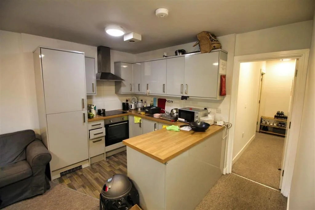4 bedroom apartment for rent