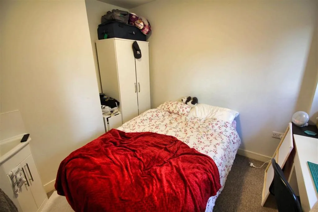 4 bedroom apartment for rent