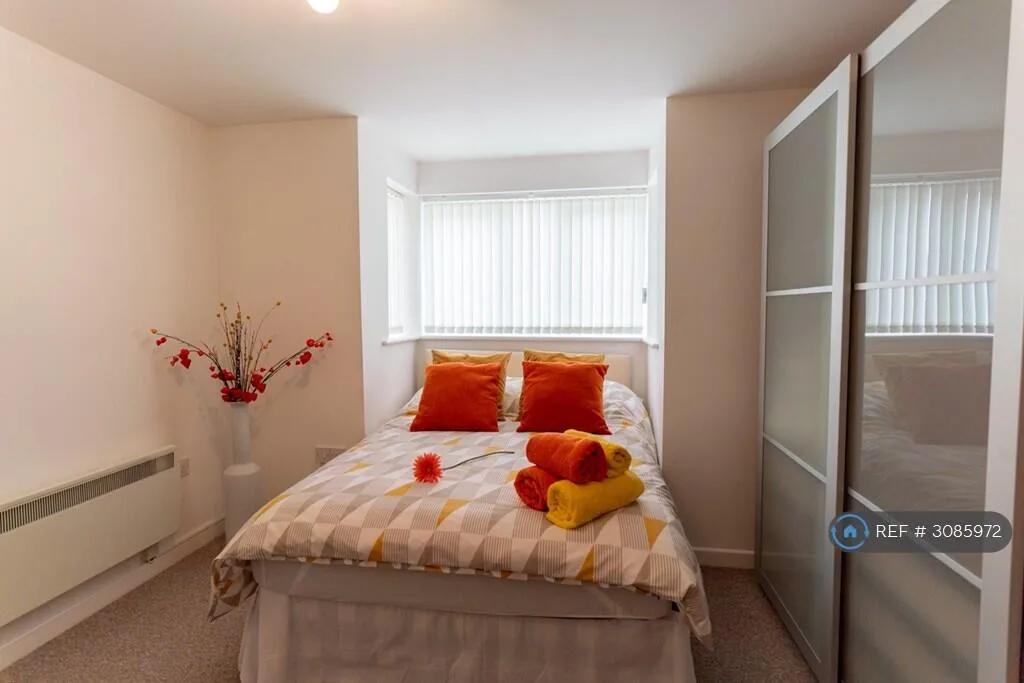 2 bedroom flat for rent