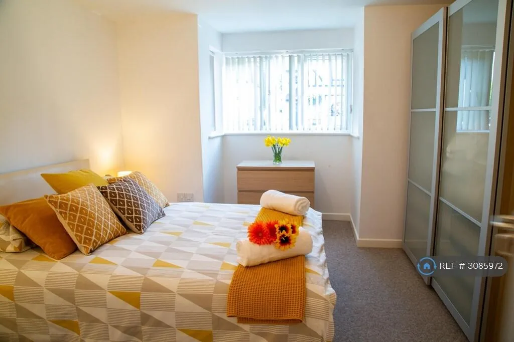2 bedroom flat for rent