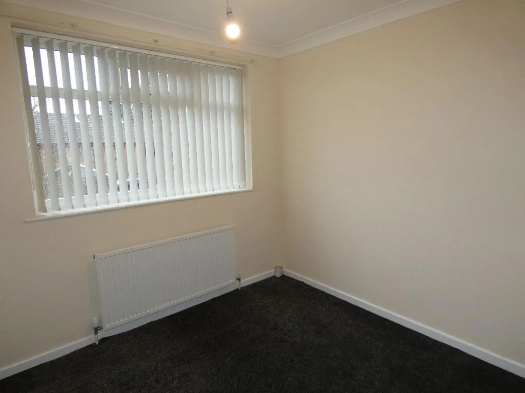 3 bedroom end of terrace house for rent