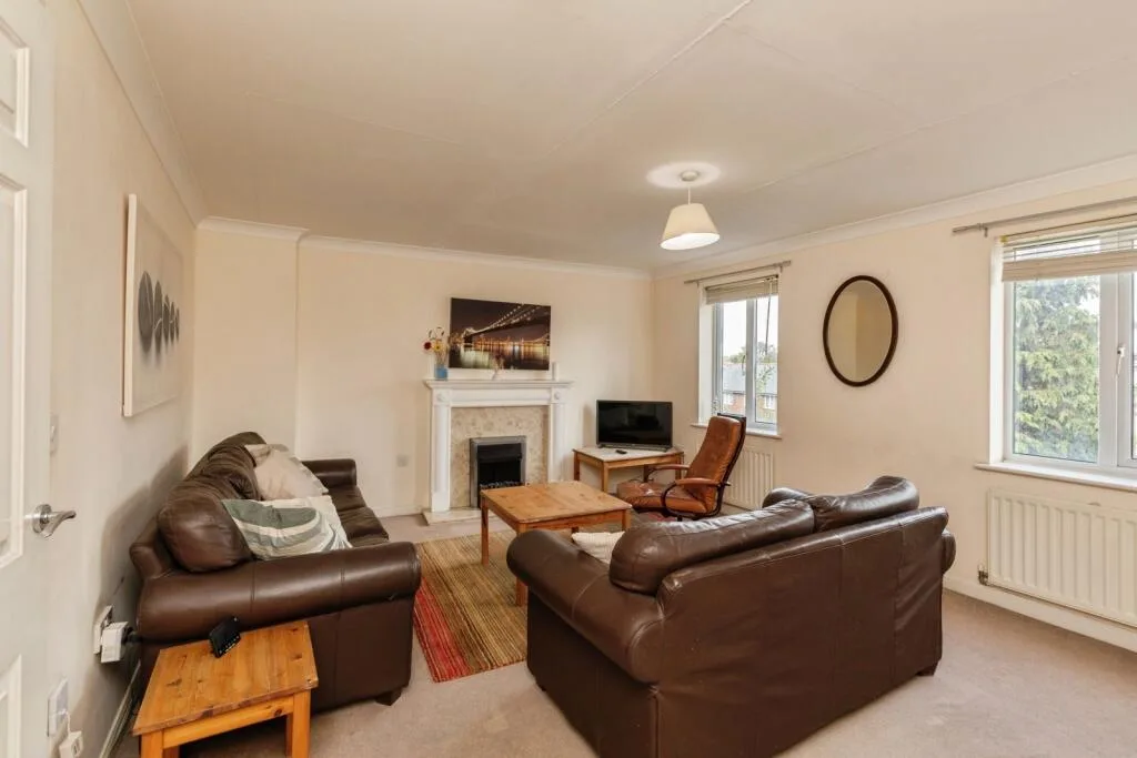 4 bedroom terraced house for rent