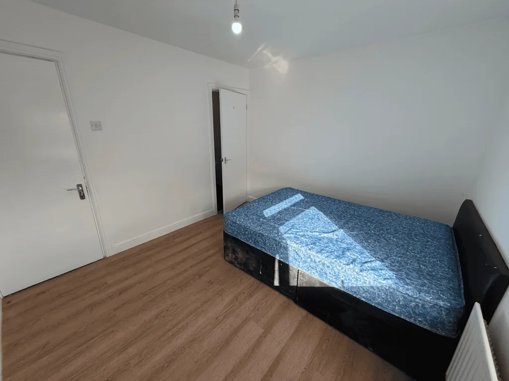 4 bedroom terraced house for rent