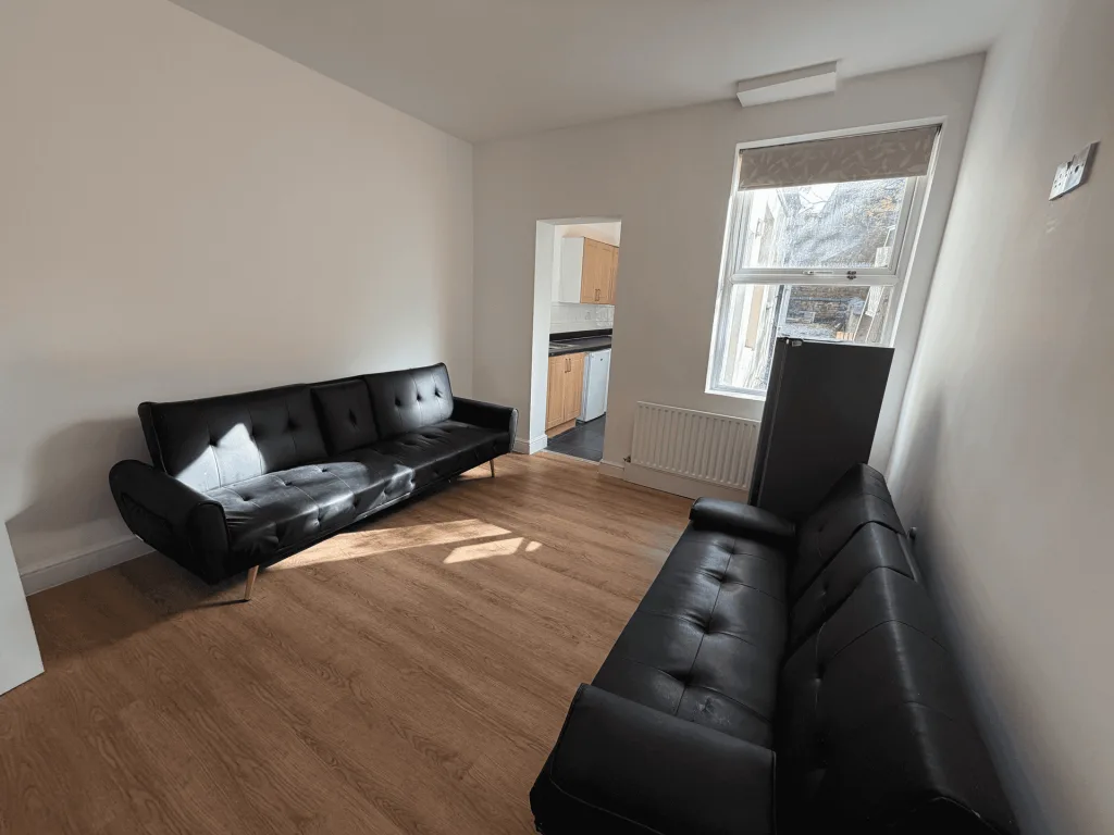 4 bedroom terraced house for rent
