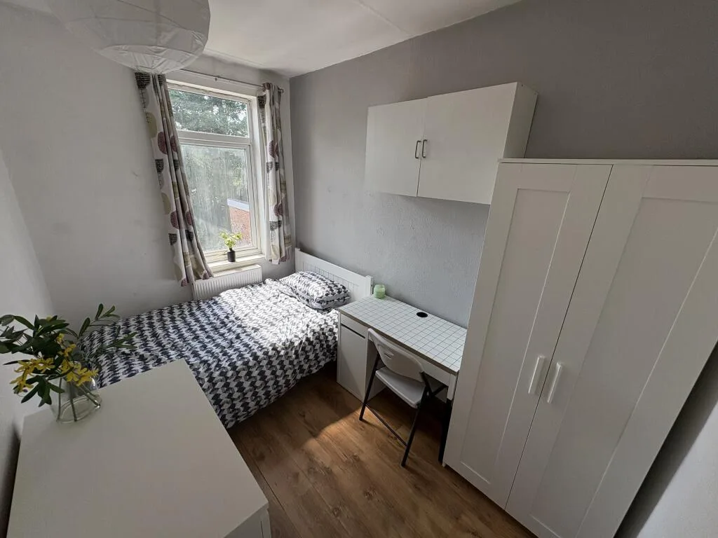 4 bedroom house for rent