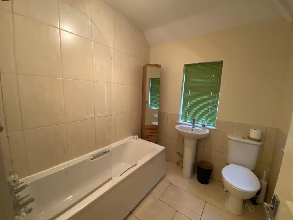 4 bedroom house for rent