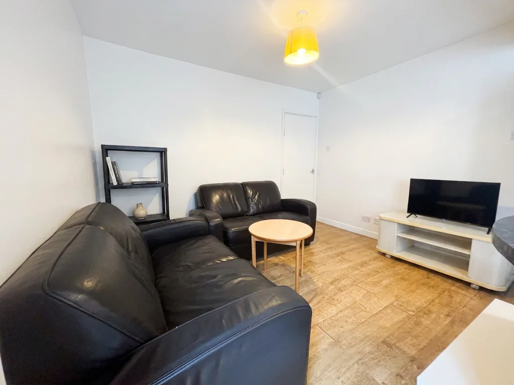 4 bedroom house for rent