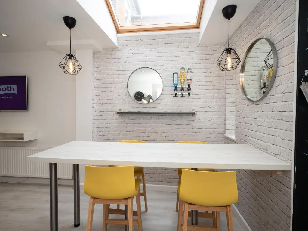 7 bedroom house for rent