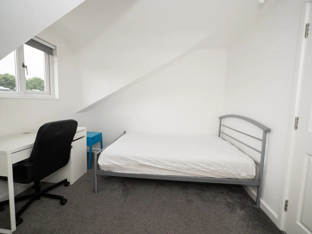 7 bedroom house for rent