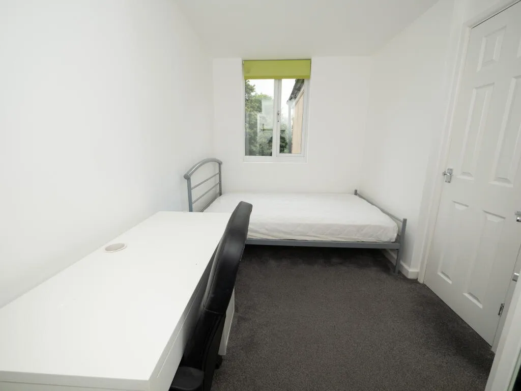 7 bedroom house for rent