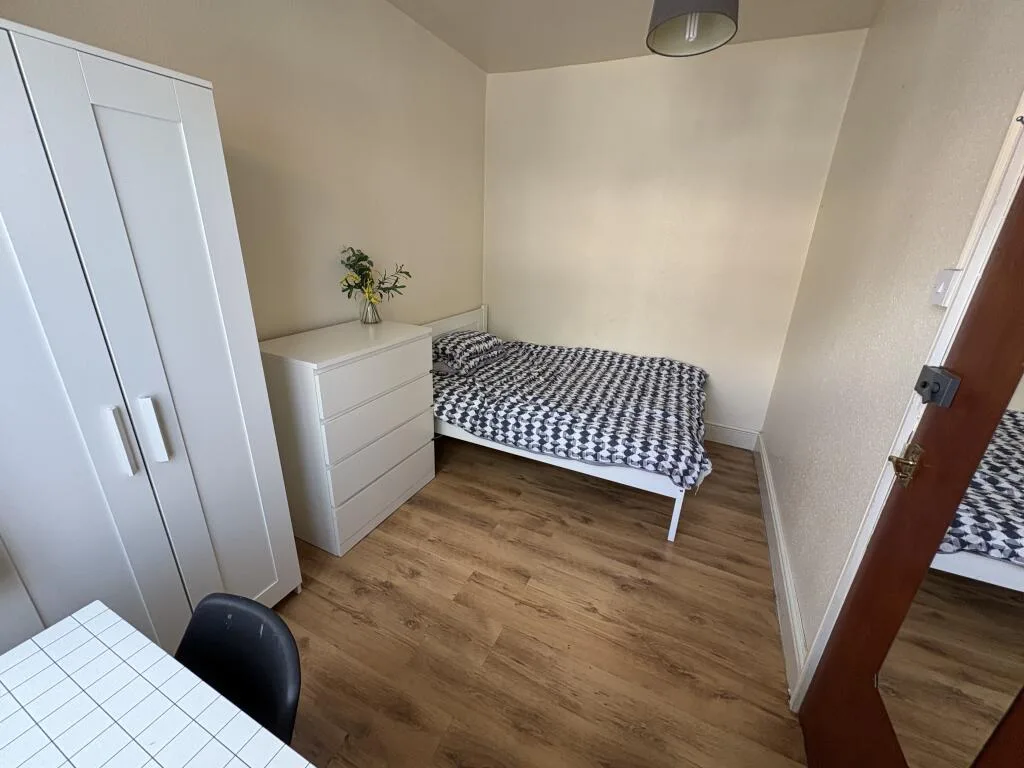 4 bedroom house for rent