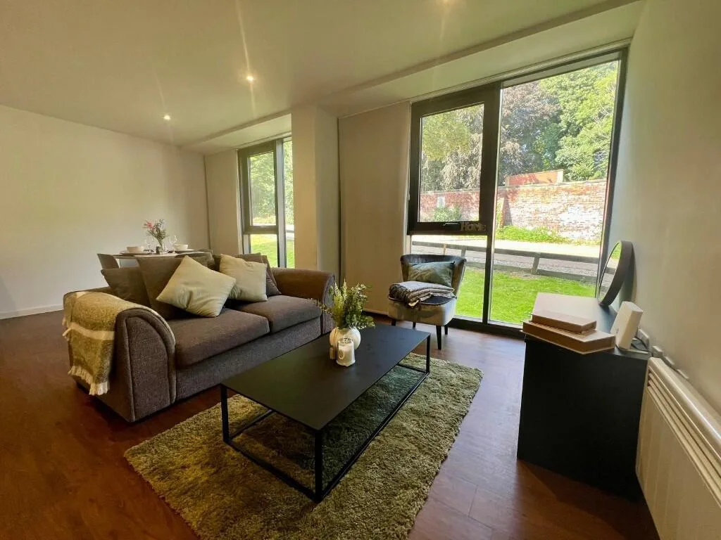 2 bedroom apartment for rent