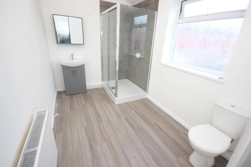 7 bedroom terraced house for rent