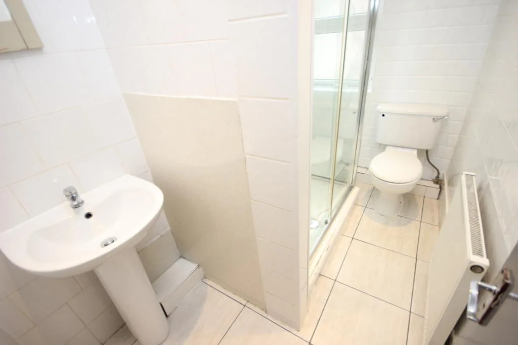 7 bedroom terraced house for rent