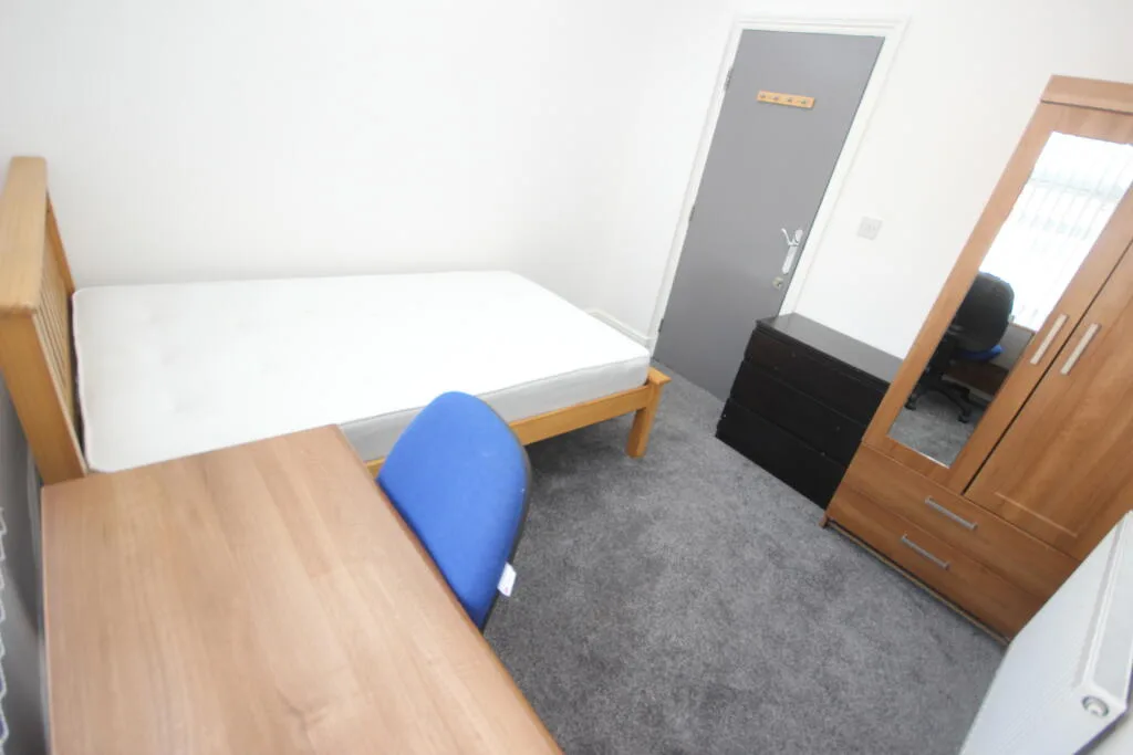 4 bedroom terraced house for rent