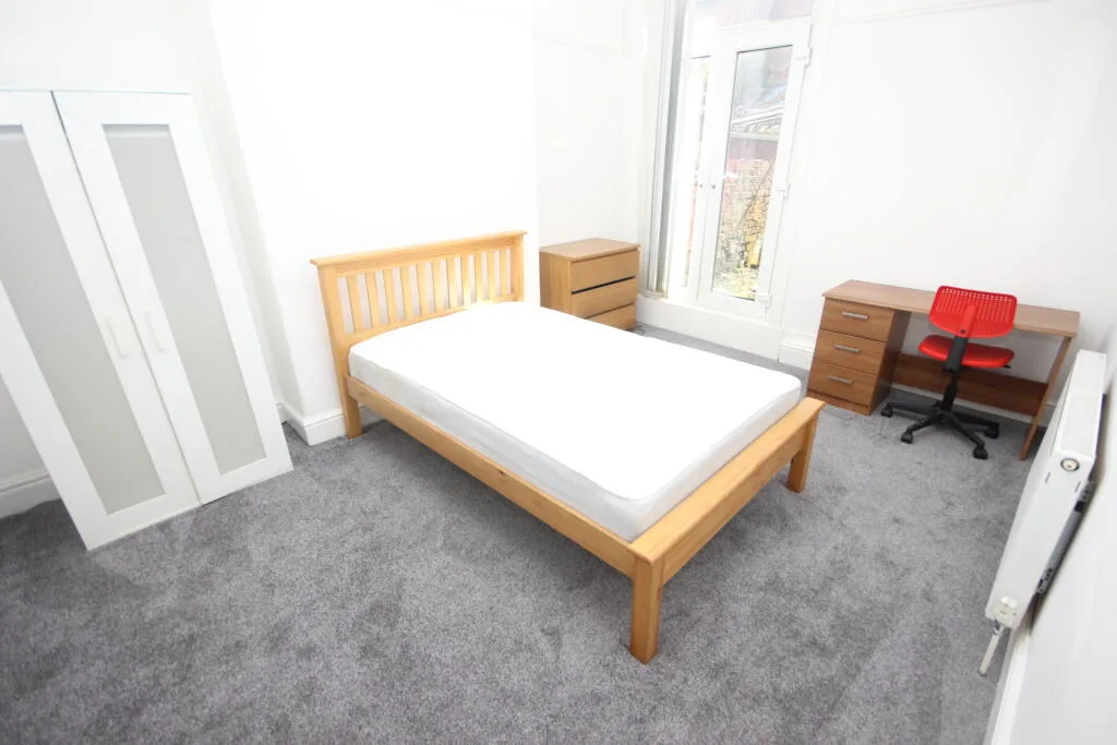 4 bedroom terraced house for rent