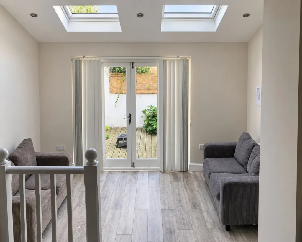5 bedroom terraced house for rent