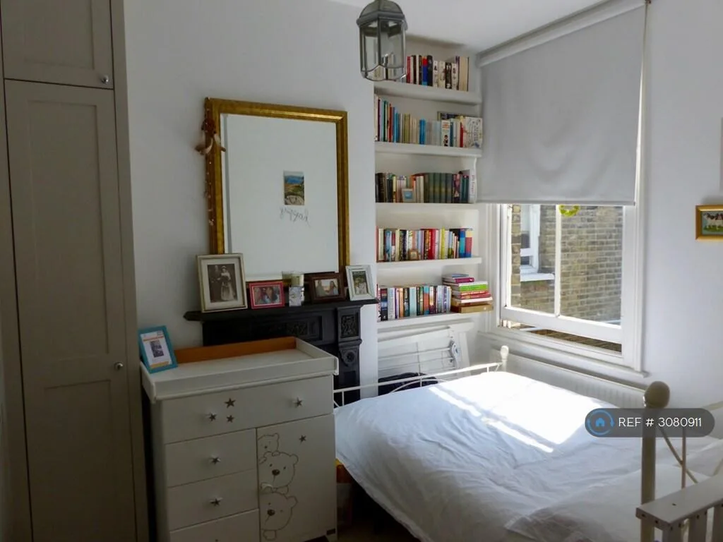 2 bedroom maisonette for rent