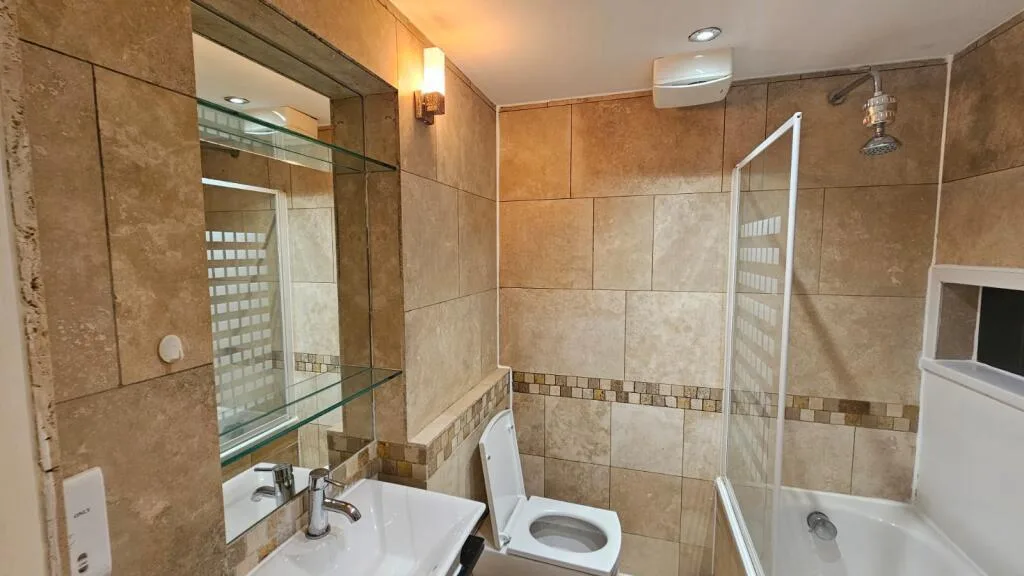2 bedroom apartment for rent