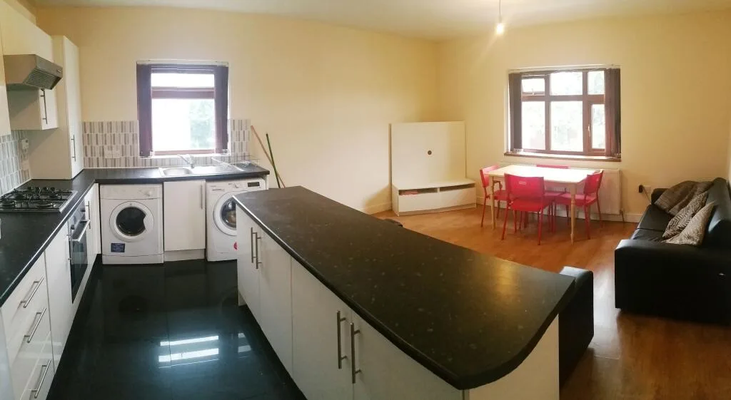 5 bedroom apartment for rent
