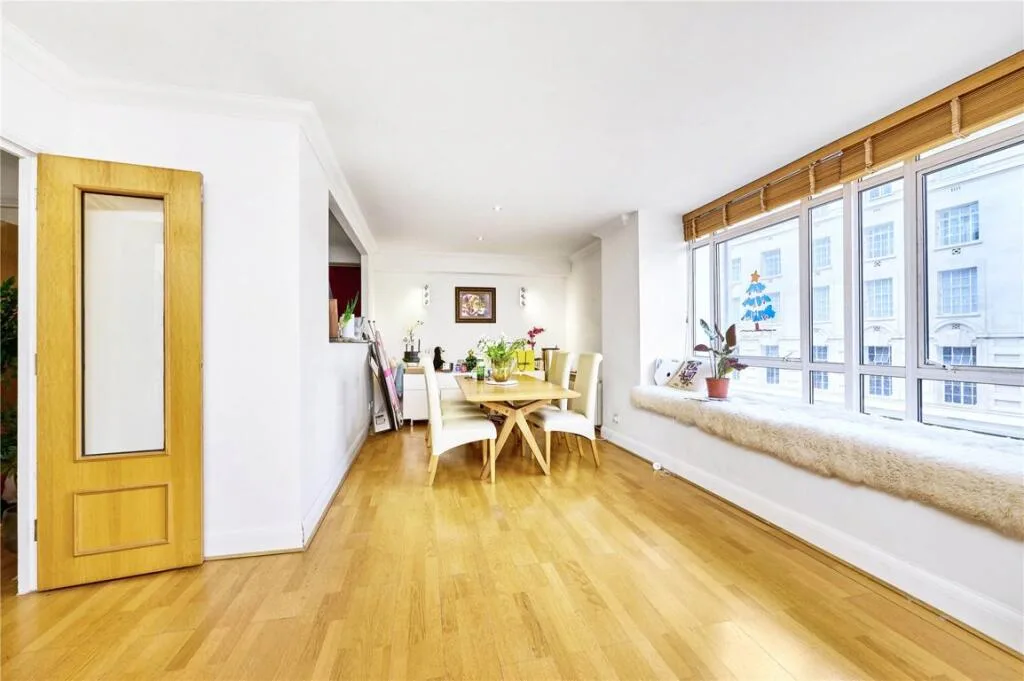 3 bedroom flat for rent