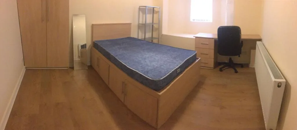 9 bedroom terraced house for rent