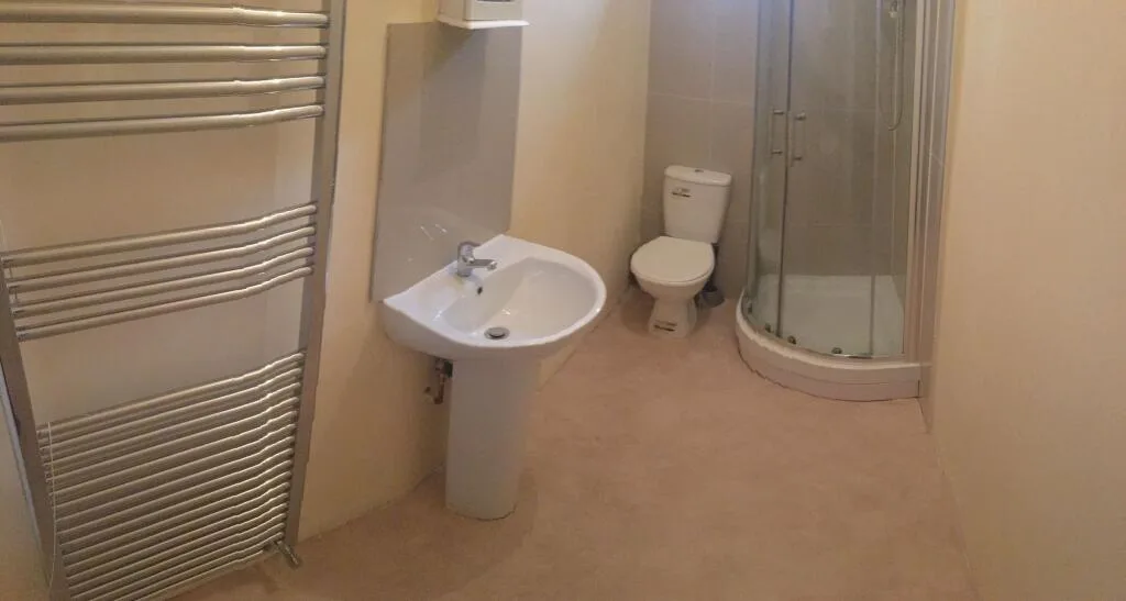 9 bedroom terraced house for rent
