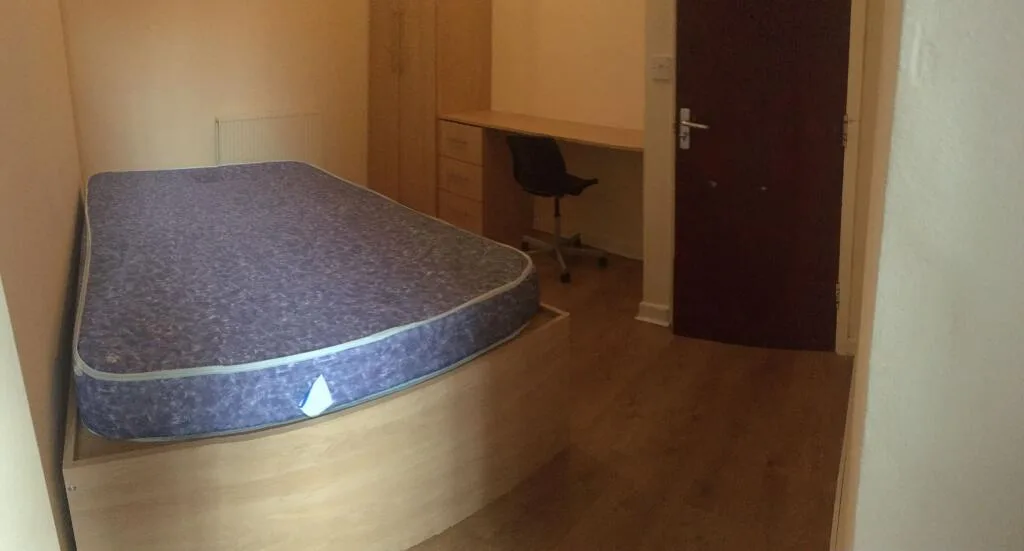 9 bedroom terraced house for rent