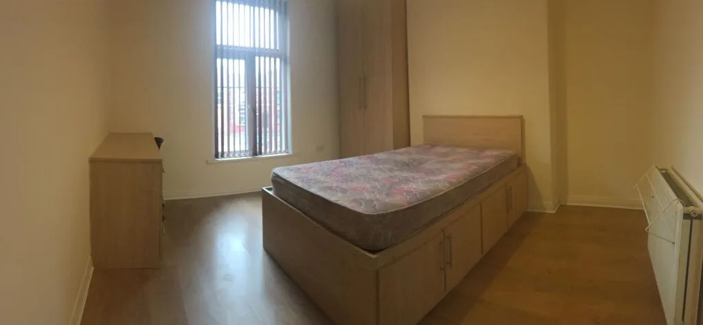 9 bedroom terraced house for rent
