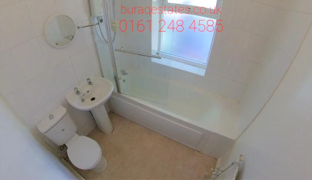 5 bedroom semi-detached house for rent