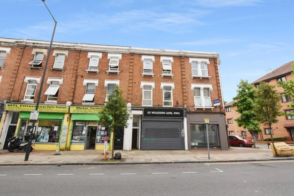 3 bedroom flat for rent