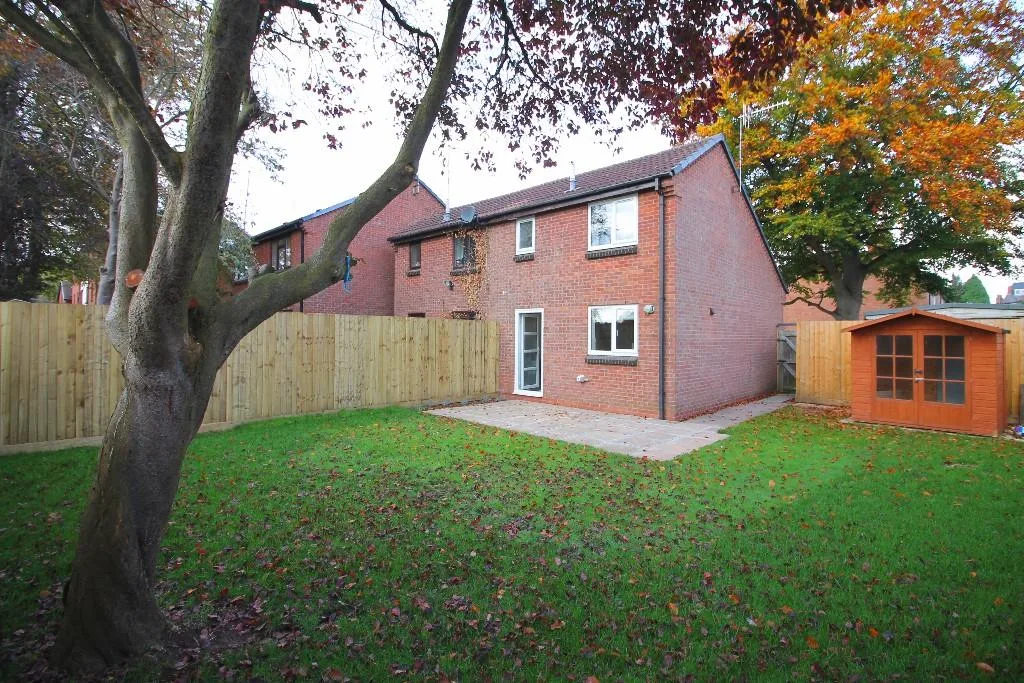 1 bedroom semi-detached house for rent