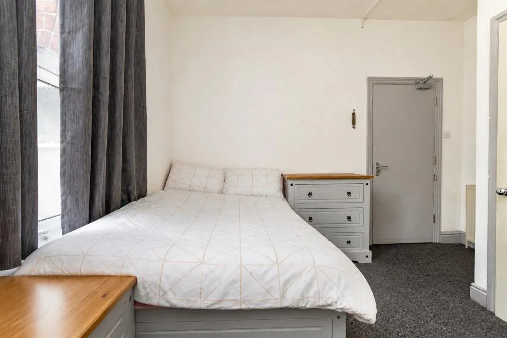 4 bedroom house for rent