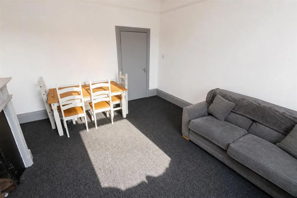 4 bedroom house for rent