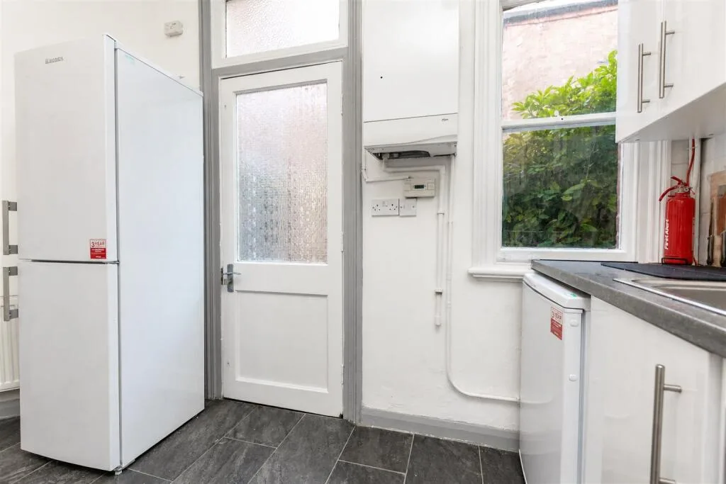 4 bedroom house for rent