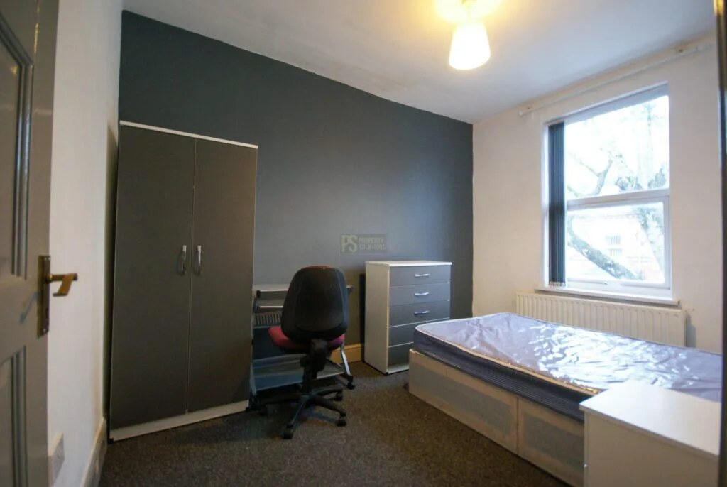 4 bedroom terraced house for rent