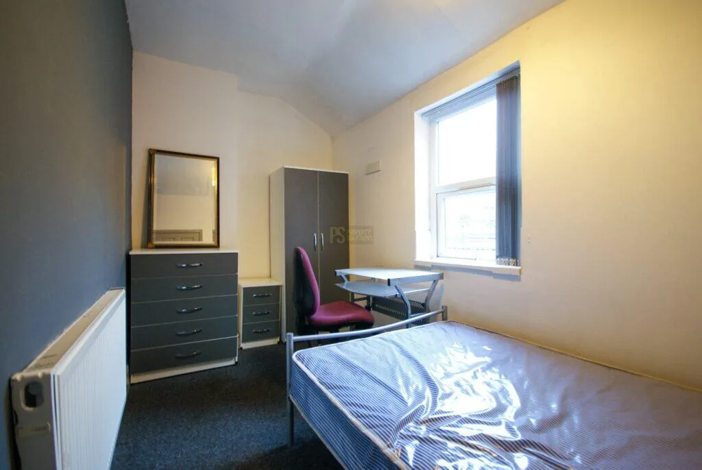 4 bedroom terraced house for rent