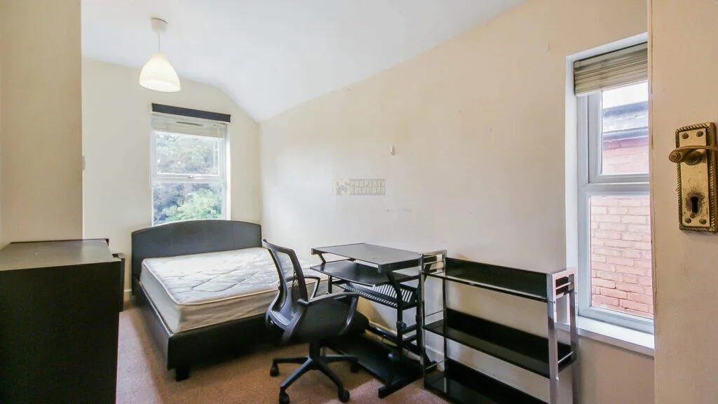 4 bedroom terraced house for rent