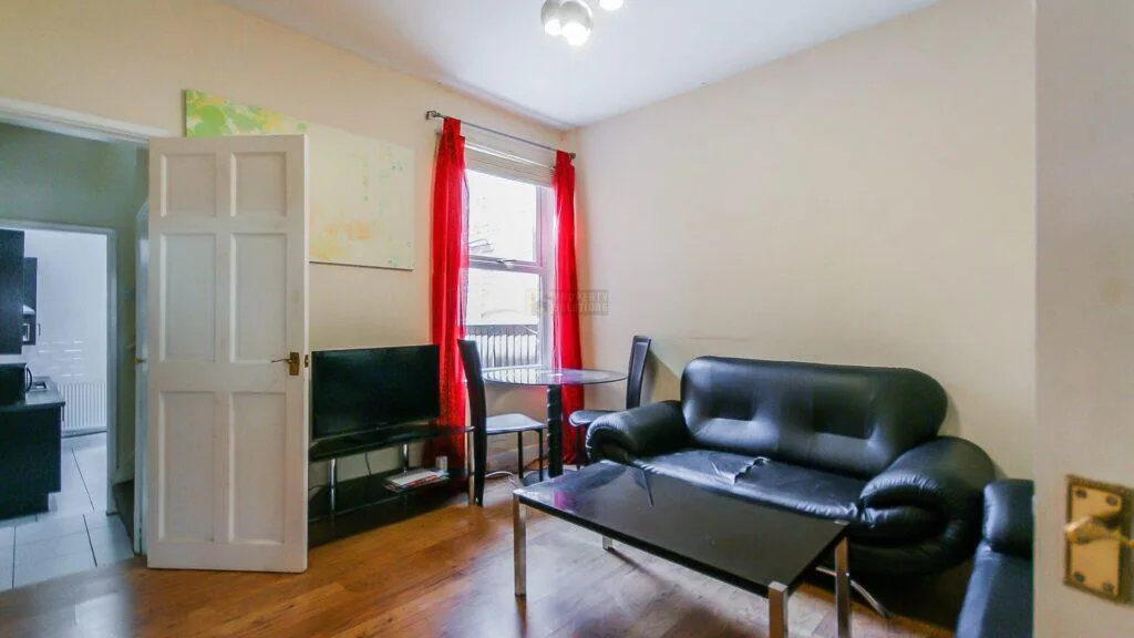 4 bedroom terraced house for rent