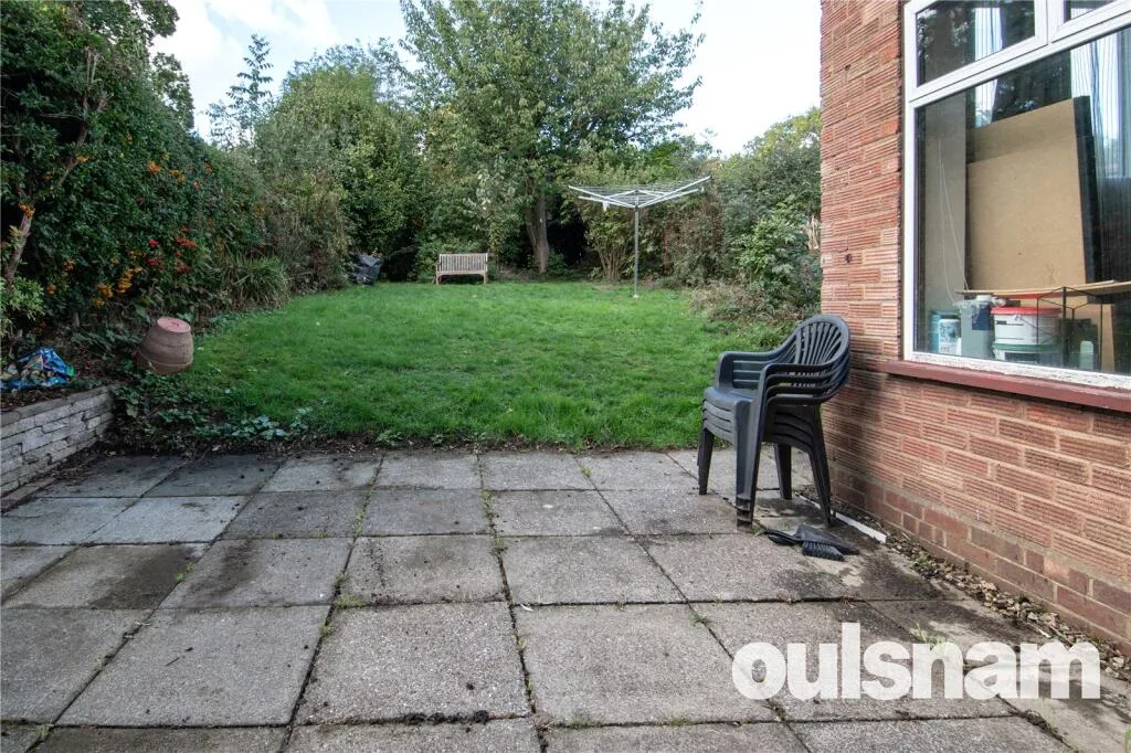 3 bedroom semi-detached house for rent