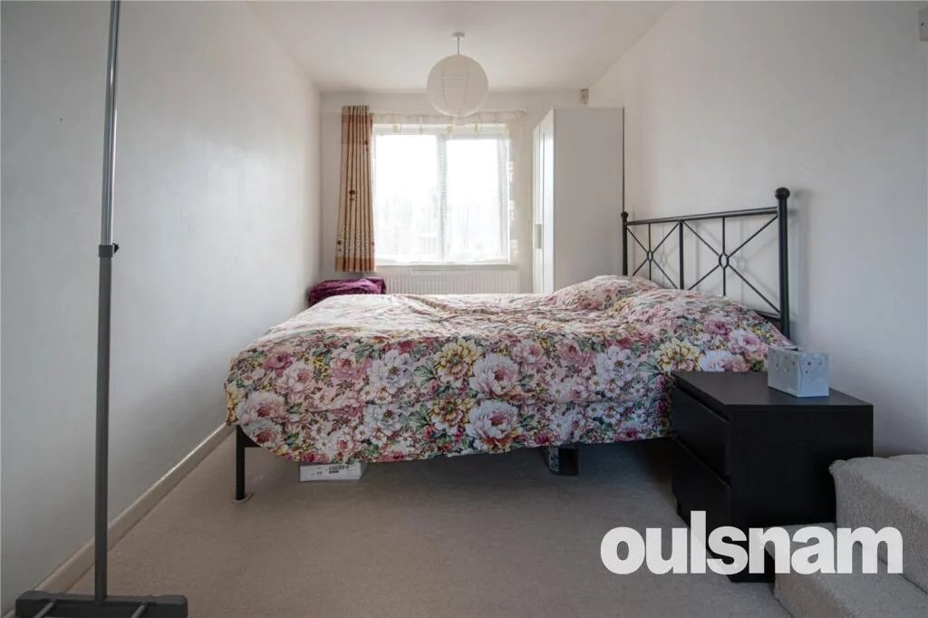 3 bedroom semi-detached house for rent
