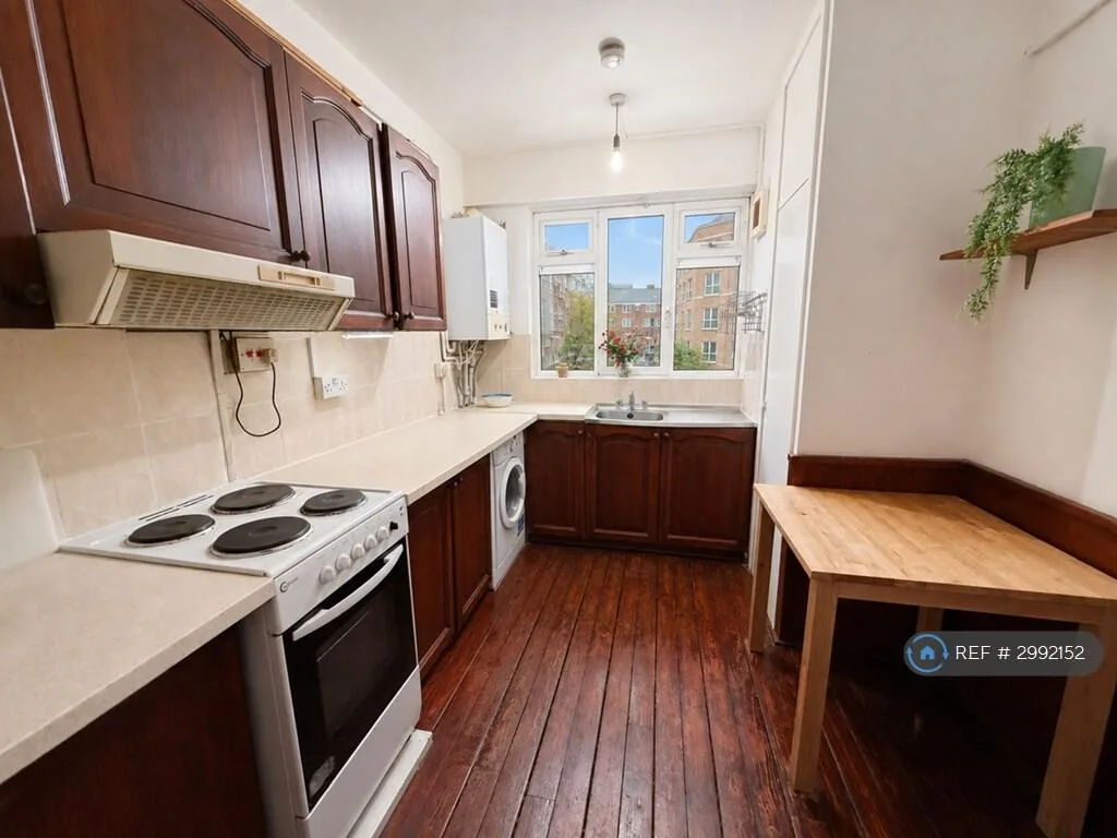3 bedroom flat for rent