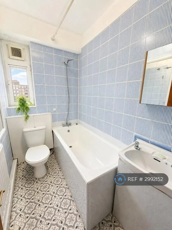 3 bedroom flat for rent