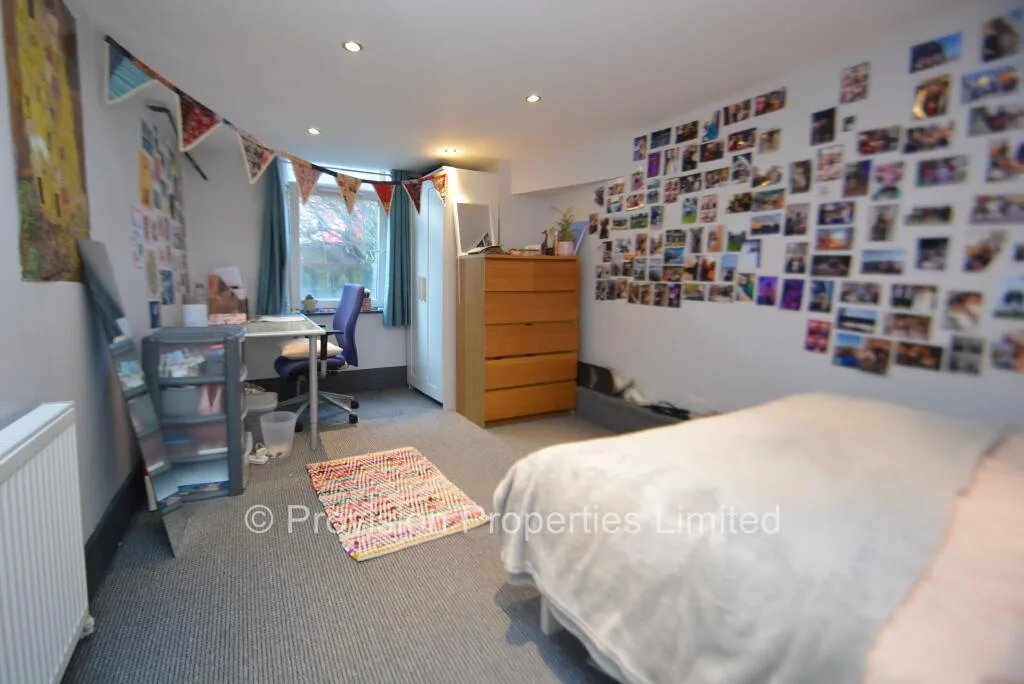 6 bedroom terraced house for rent