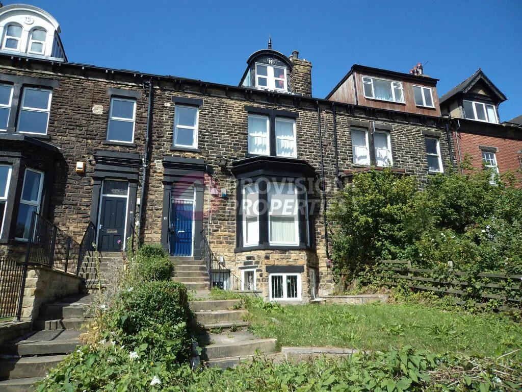 9 bedroom terraced house for rent
