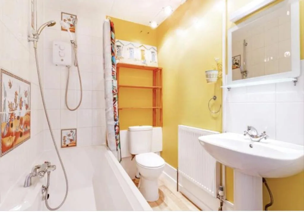 4 bedroom flat for rent