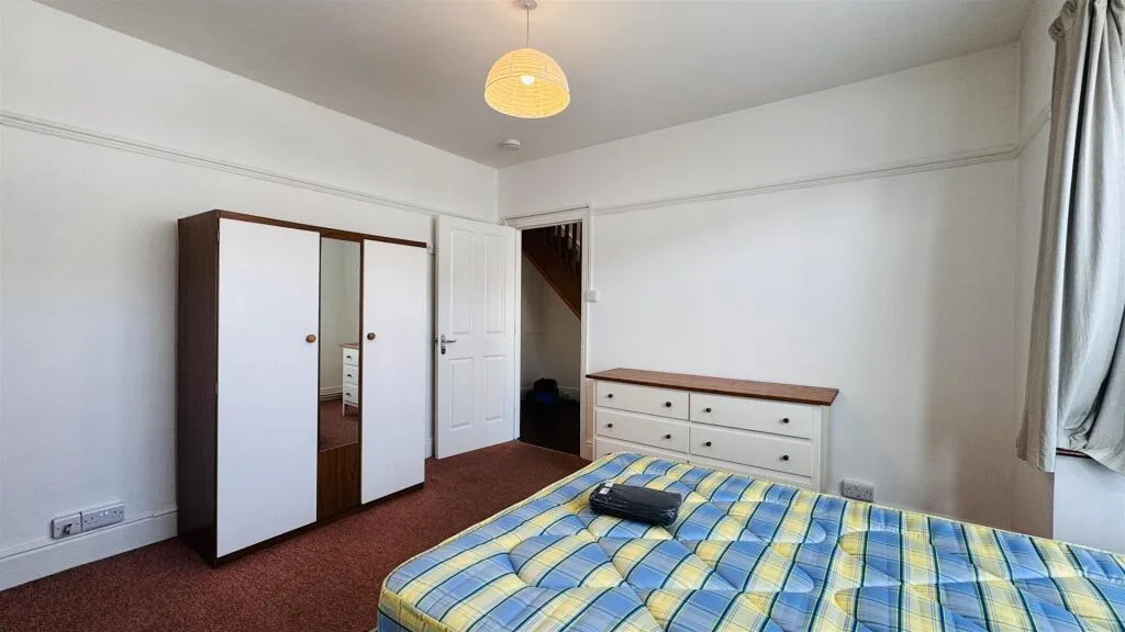 4 bedroom terraced house for rent