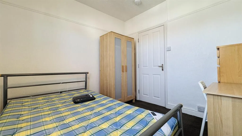 4 bedroom terraced house for rent