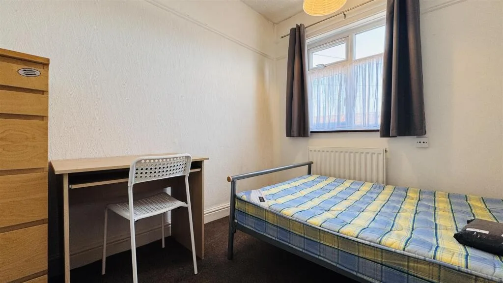 4 bedroom terraced house for rent