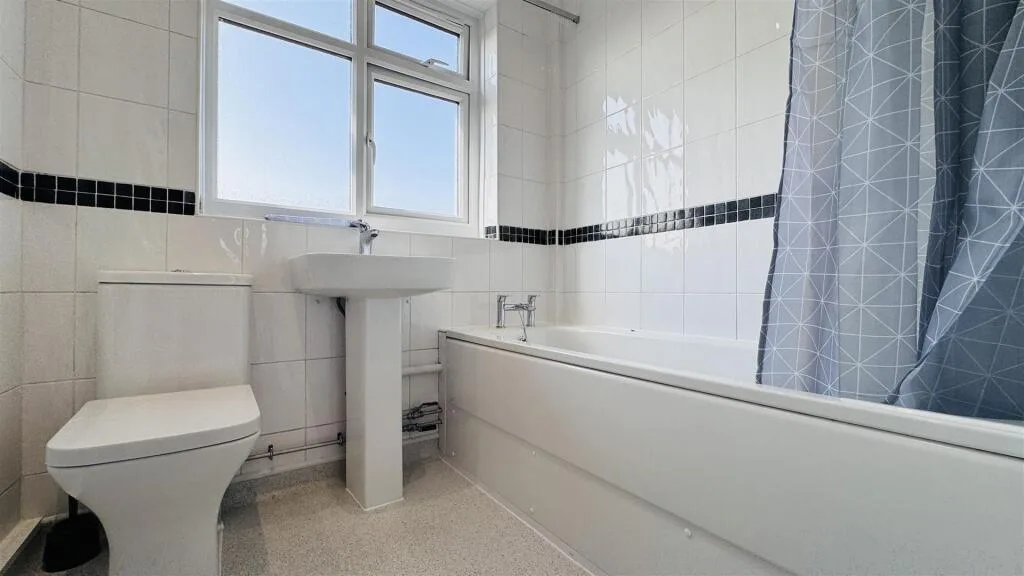4 bedroom terraced house for rent